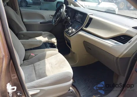 2018 Toyota Sienna Le 8 Passenger из США, поврежденный, VIN 5TDKZ3DCXJS903114